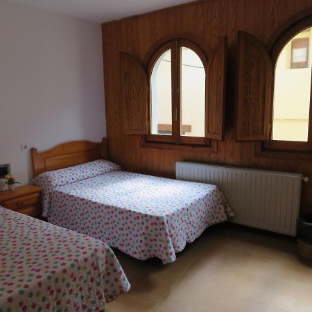 Meson La Lonja Hotel Herbes Luaran gambar