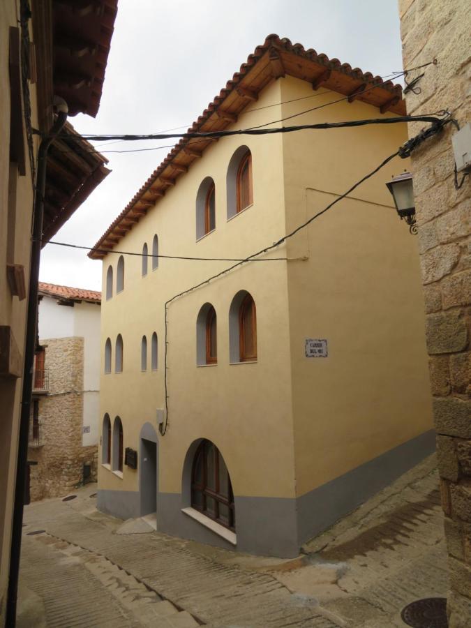 Meson La Lonja Hotel Herbes Luaran gambar