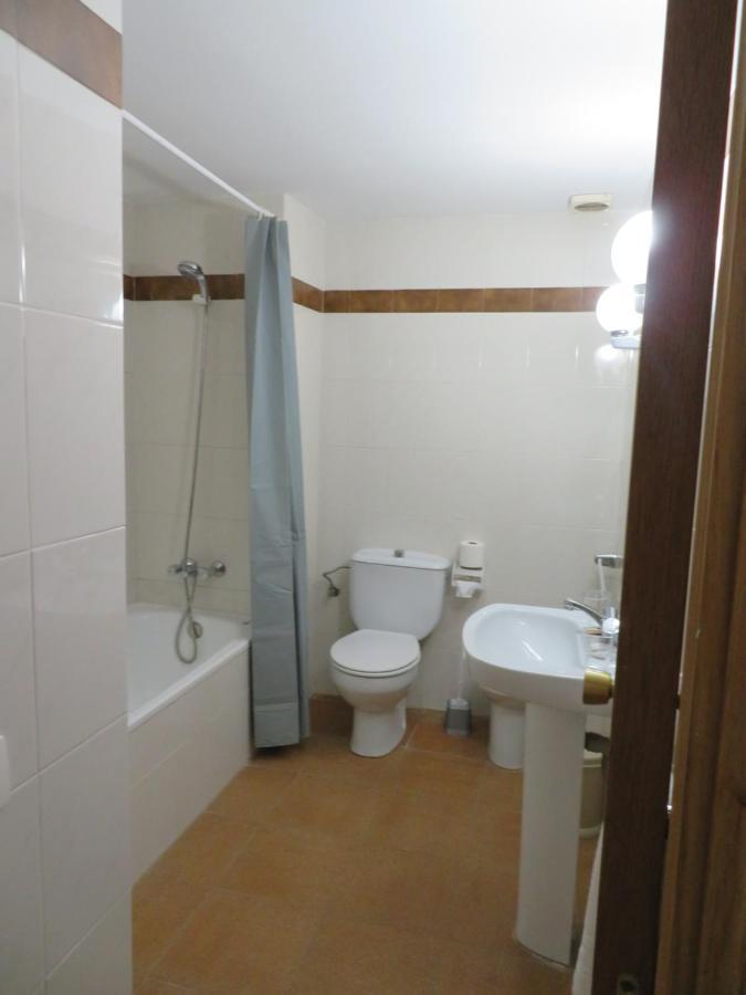 Meson La Lonja Hotel Herbes Luaran gambar